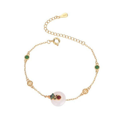 Gracefully Styled Garment for Any Occasion