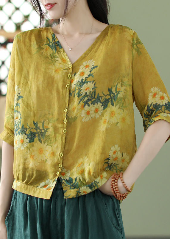 A Vintage Style Shirt with Delicate Timeless Details