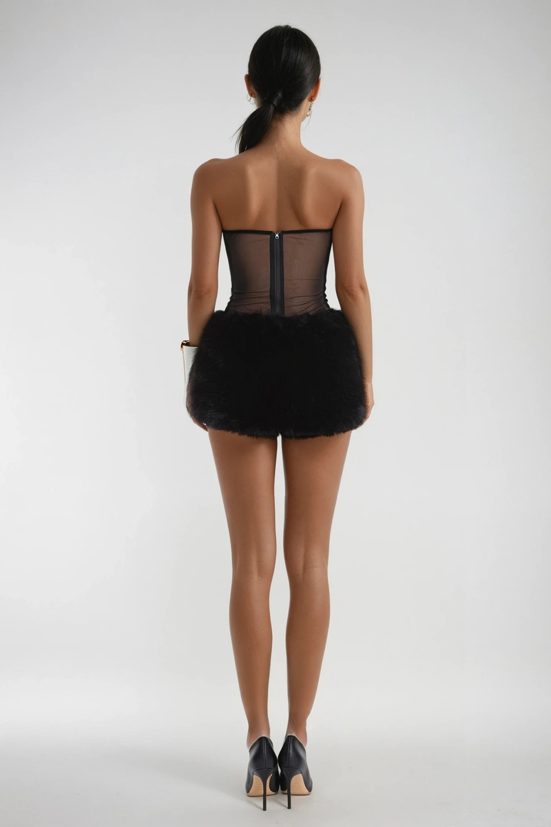 Gracefully Styled Garment for Any Occasion