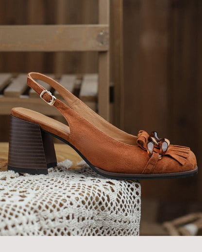 A Vintage Style Heels with Delicate Timeless Details