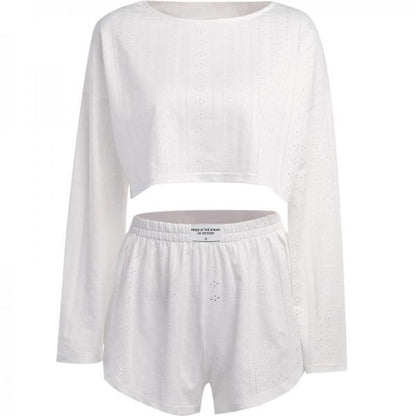 Beautifully Finished Pullover in a Timeless Design