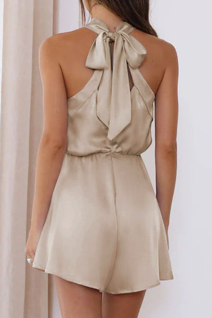 Sophisticated Garment with a Clean Classic Look