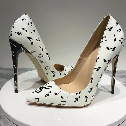 Effortlessly Elegant Heels with a Timeless Design