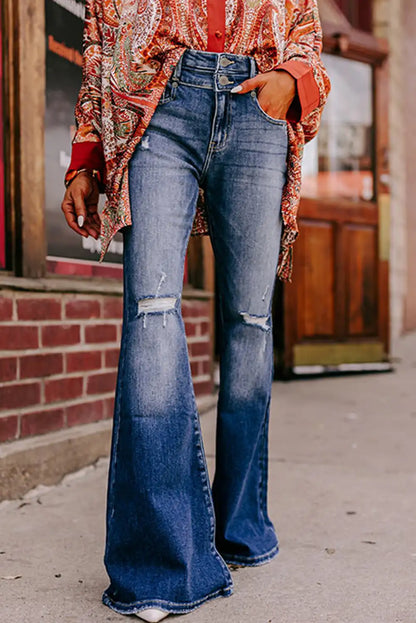Gracefully Styled Garment for Any Occasion