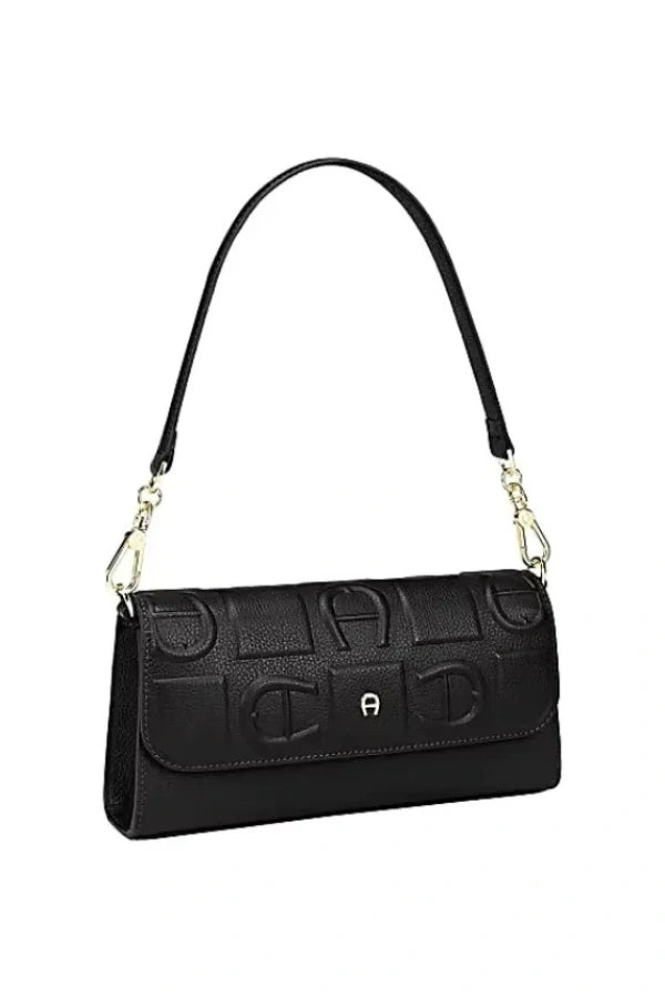 Well Tailored Bag with a Graceful Silhouette