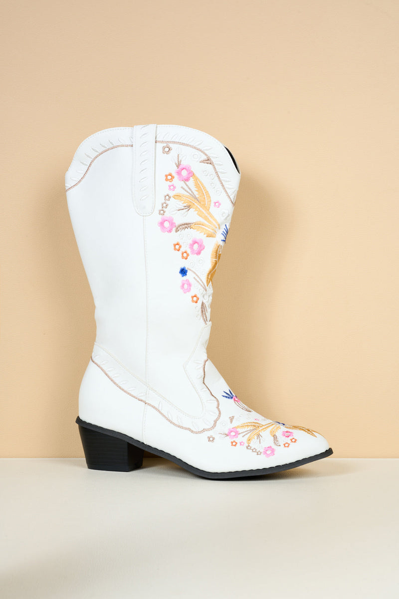 Beautifully Crafted Boots in a Classic Style