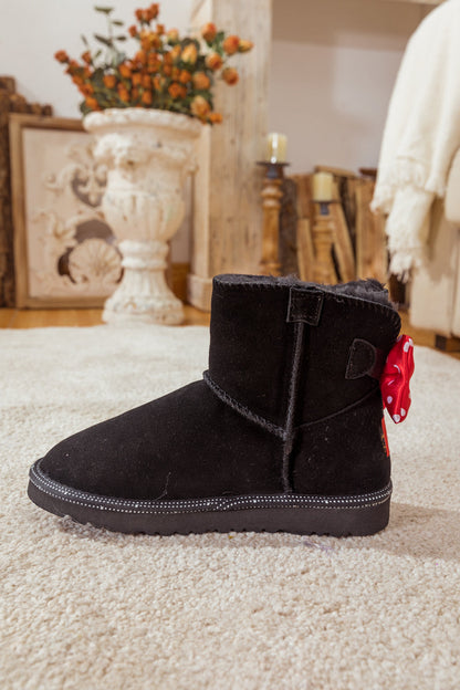 A Vintage Style Boots with Delicate Timeless Details
