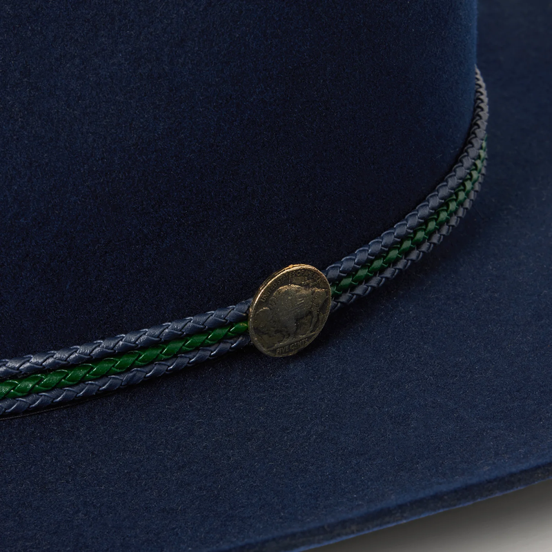 Beautifully Finished Garment in a Timeless Design
