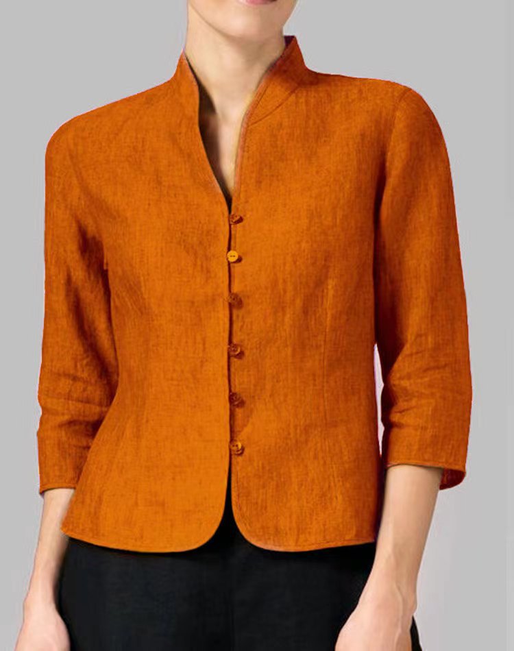 Beautifully Finished Coat in a Timeless Design