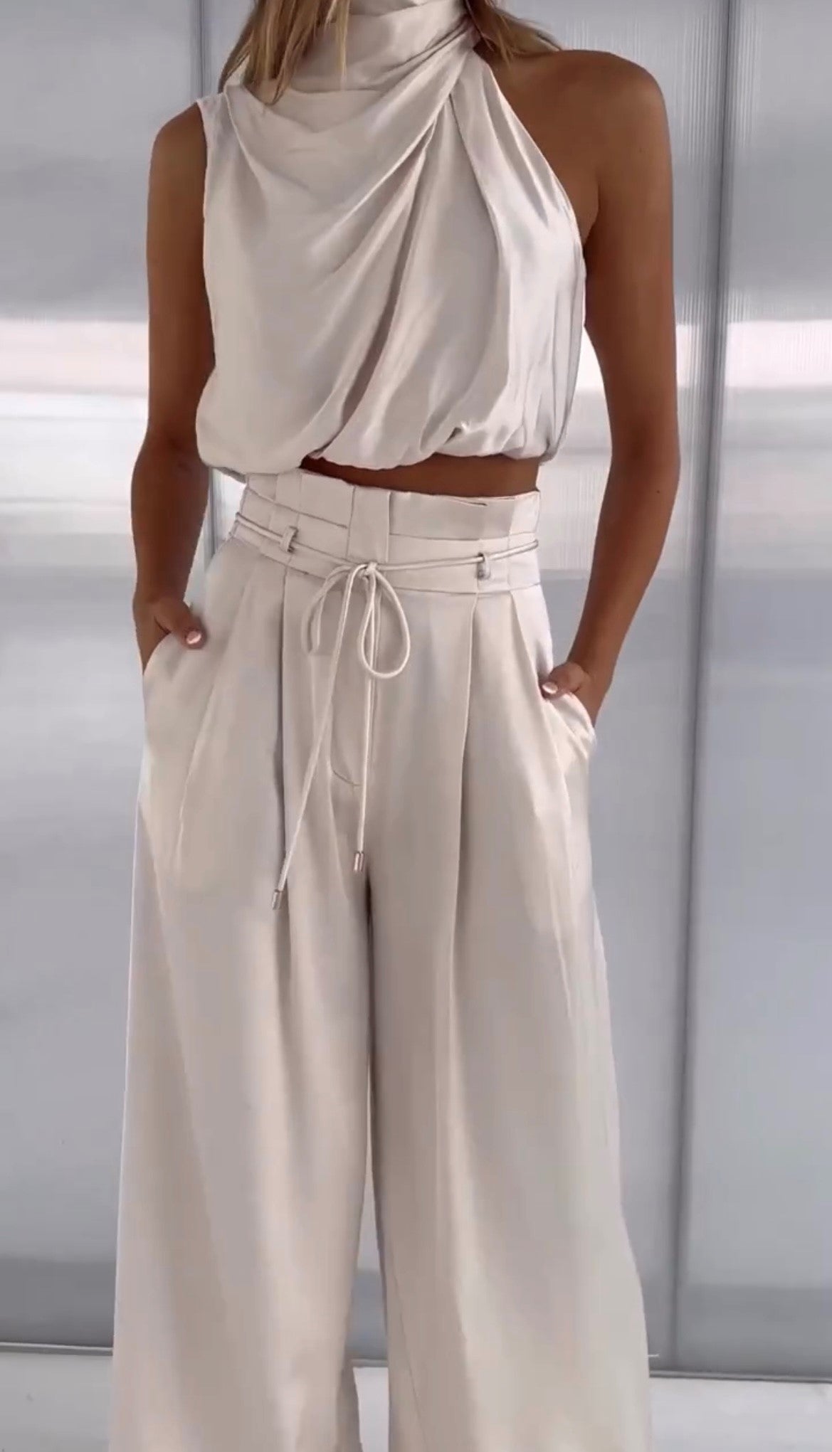 Sophisticated Garment with a Clean Classic Look