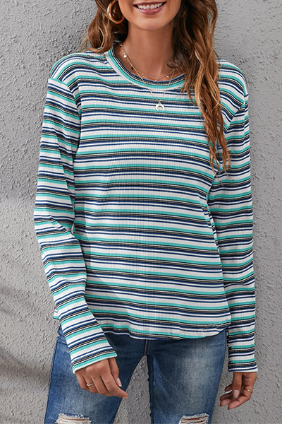 Sophisticated Top with a Clean Classic Look