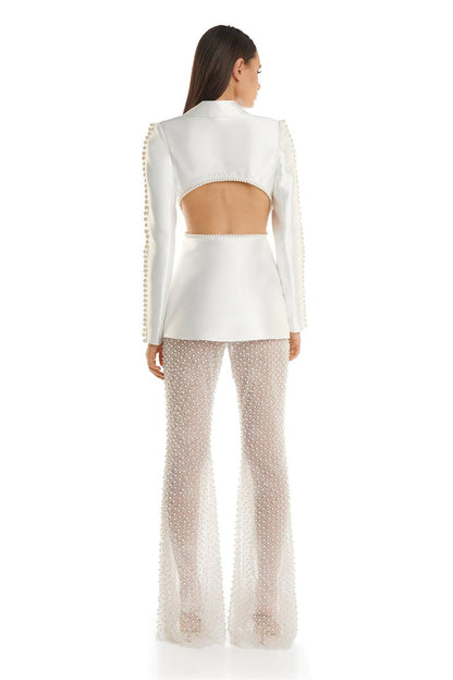 Gracefully Styled Garment for Any Occasion