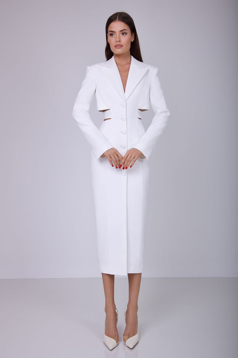 Beautifully Finished Dress in a Timeless Design