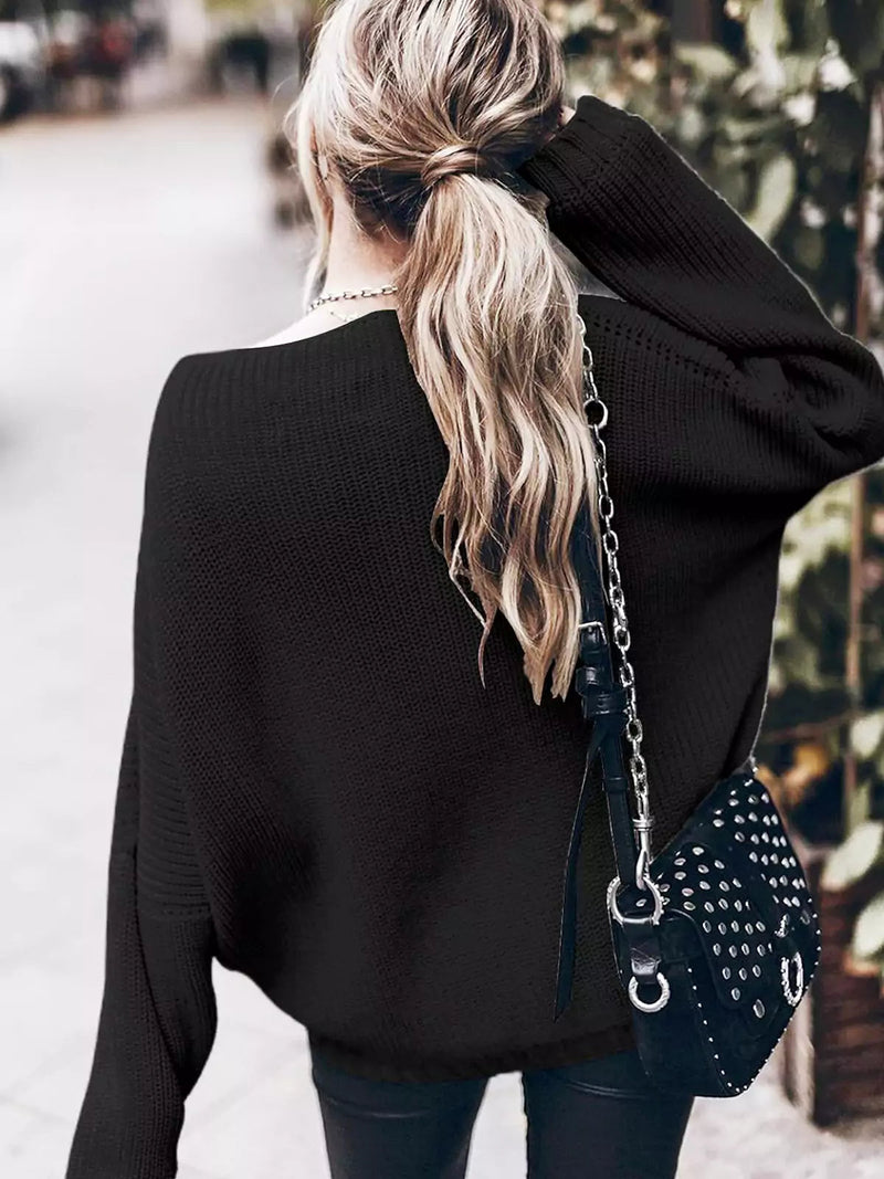 Well Tailored Sweater with a Graceful Silhouette