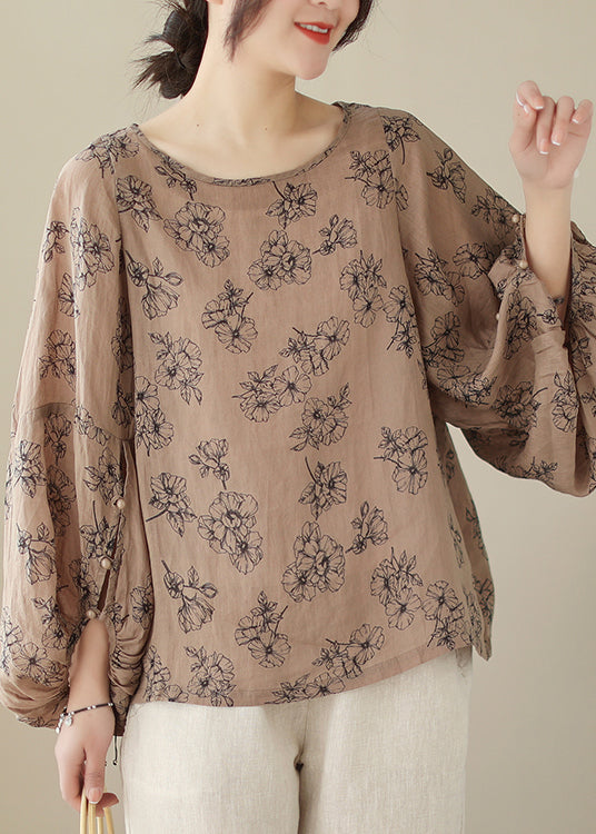 Classic Vintage Shirt with a Flattering Fit