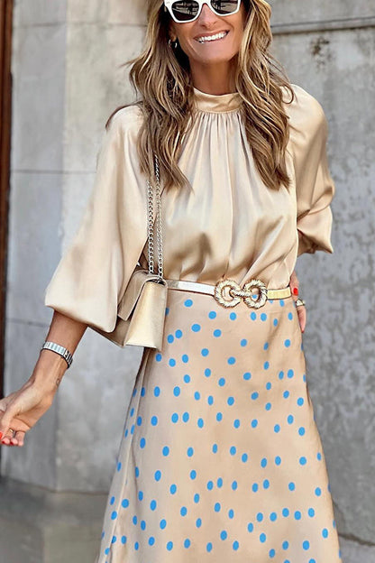 Beautifully Crafted Blouse in a Classic Style