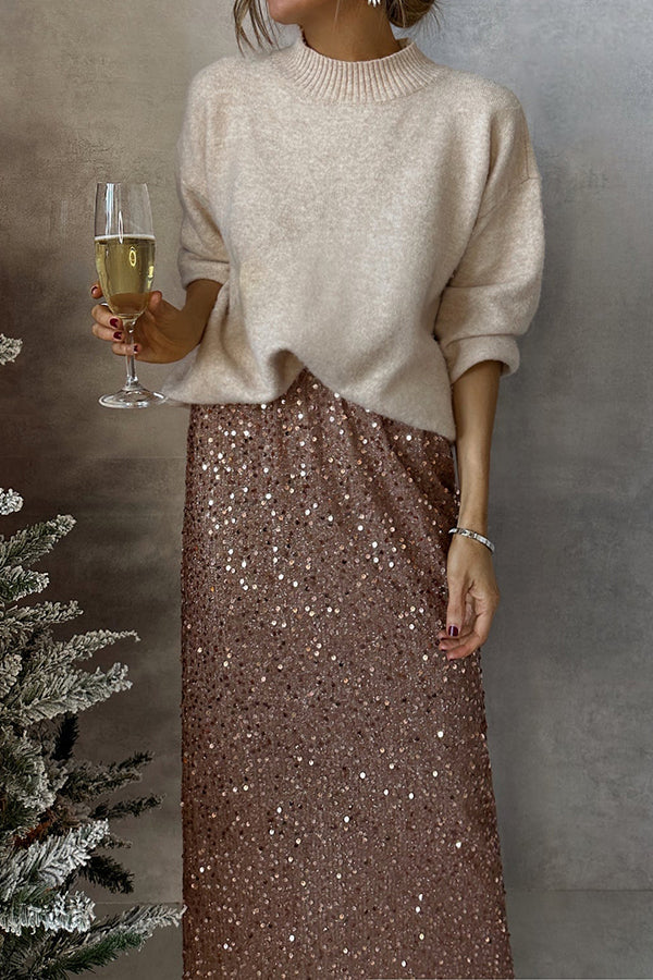 Sophisticated Garment with a Clean Classic Look