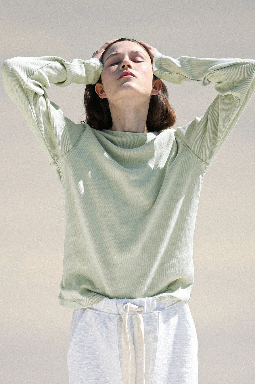 Effortlessly Elegant Top with a Timeless Design