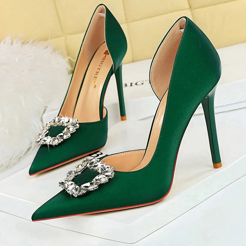 Sophisticated Heels with a Clean Classic Look