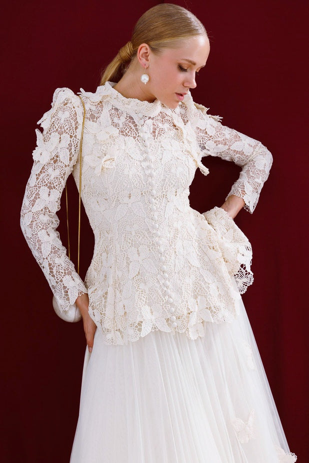 Beautifully Crafted Dress in a Classic Style