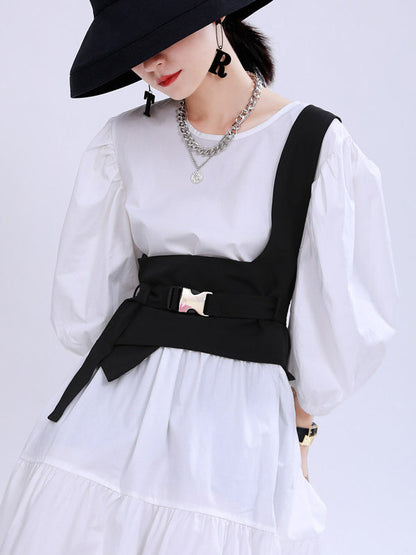 Effortlessly Elegant Garment with a Timeless Design
