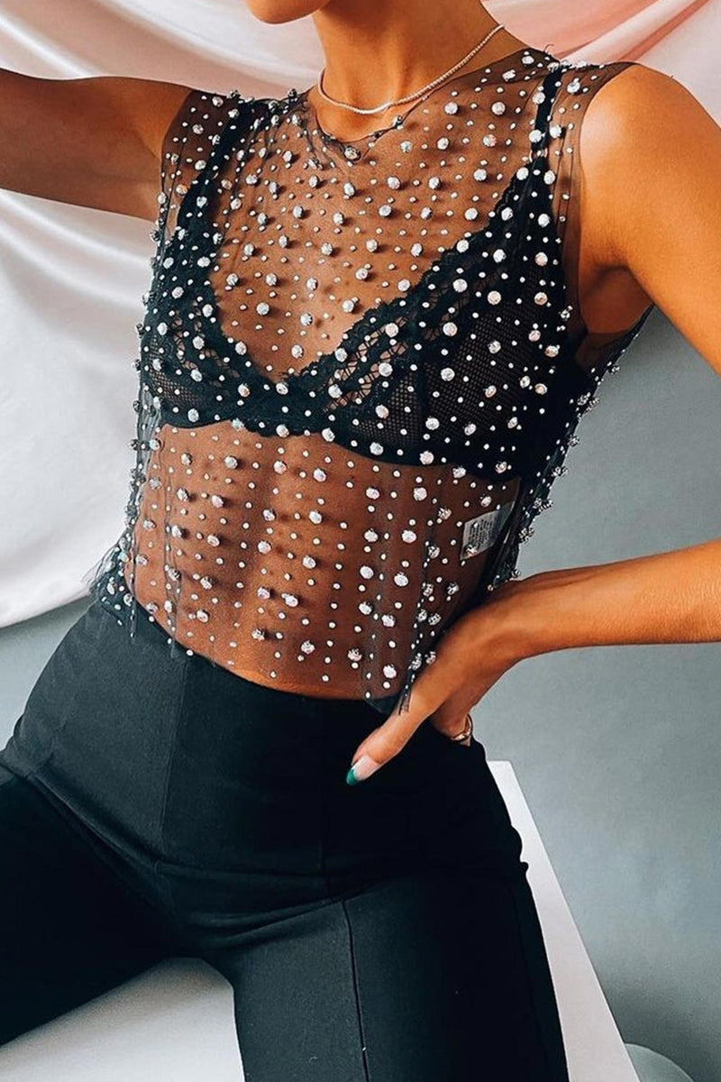 Effortlessly Elegant Top with a Timeless Design