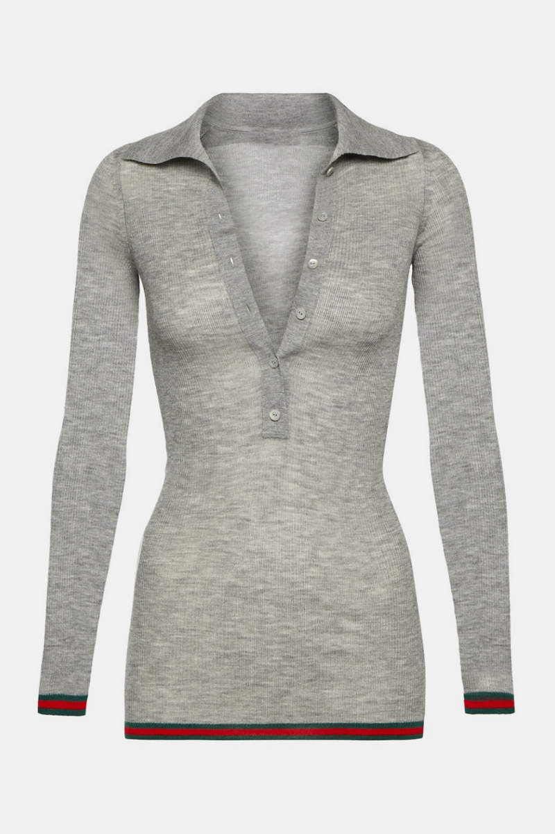 Effortlessly Elegant Top with a Timeless Design