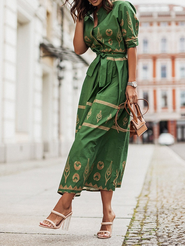 Effortlessly Elegant Dress with a Timeless Design