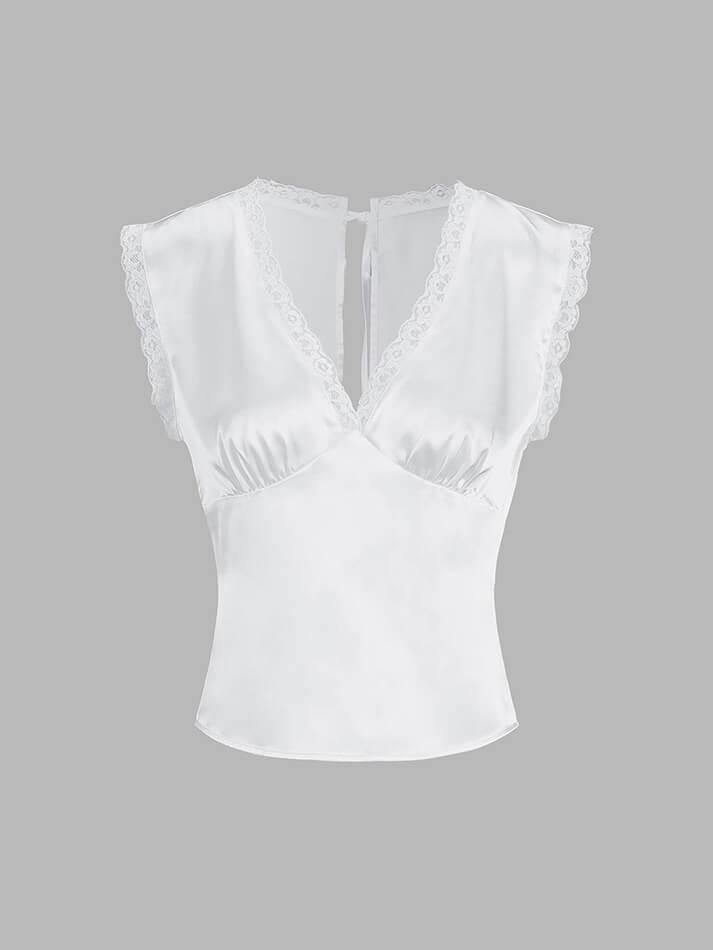 Effortlessly Elegant Garment with a Timeless Design