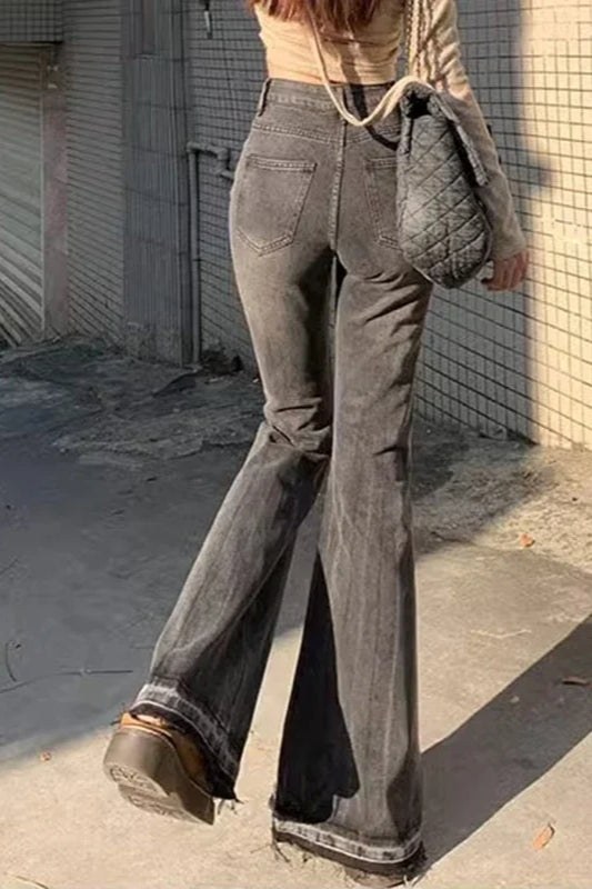 Sophisticated Garment with a Clean Classic Look