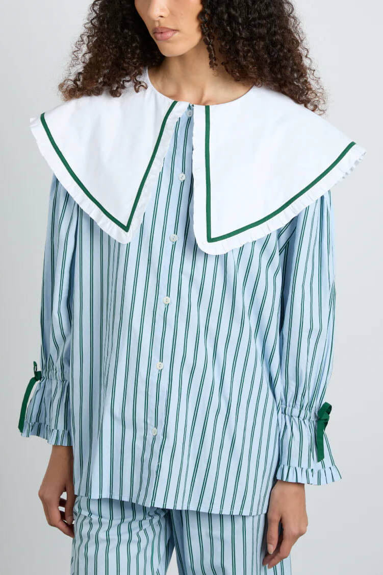 Beautifully Finished Garment in a Timeless Design