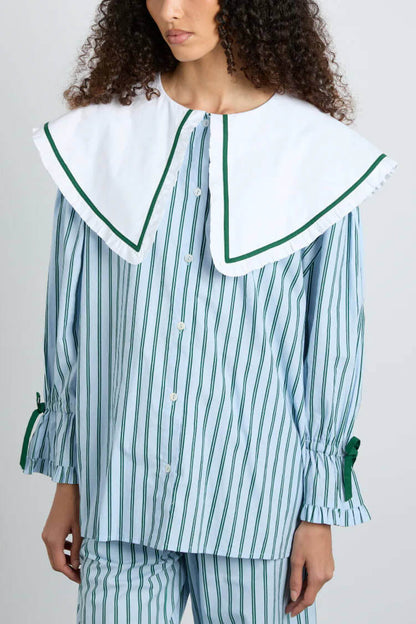 Beautifully Finished Garment in a Timeless Design
