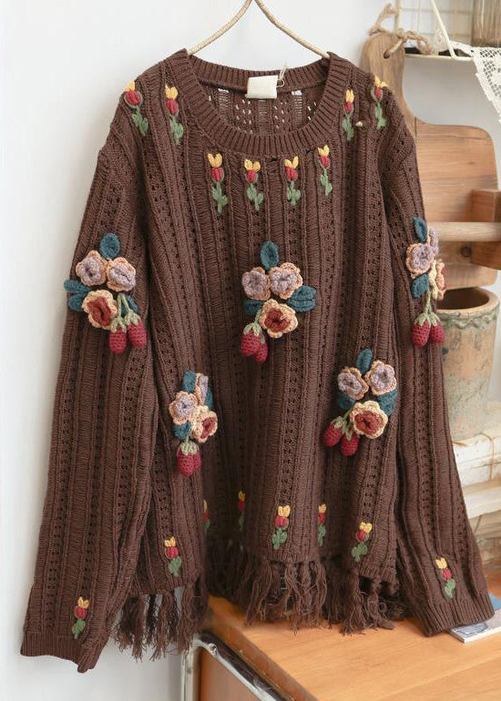 Well Tailored Sweater with a Graceful Silhouette