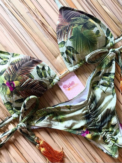 Classic Vintage Bikini with a Flattering Fit