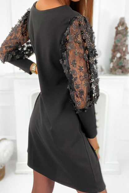 Classic Vintage Dress with a Flattering Fit