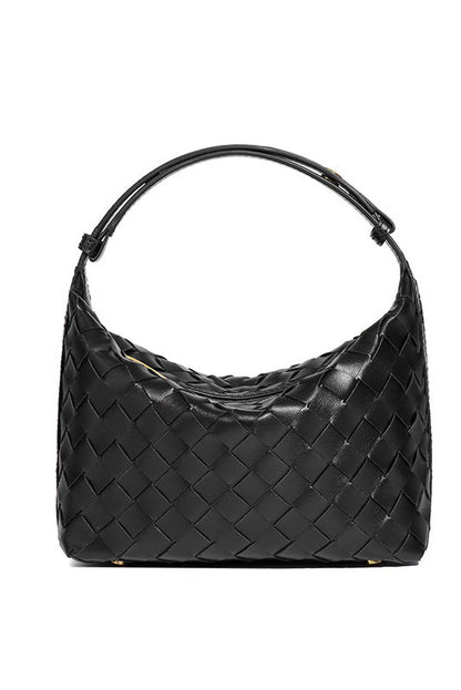 Well Tailored Bag with a Graceful Silhouette