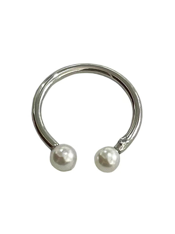 Sophisticated Garment with a Clean Classic Look