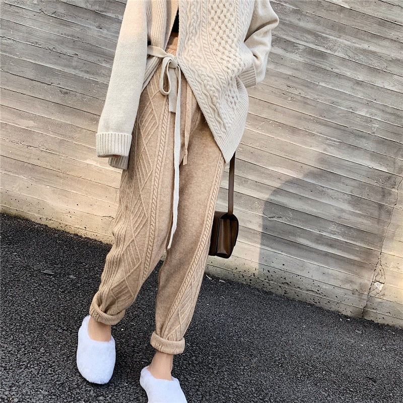 Beautifully Finished Pants in a Timeless Design