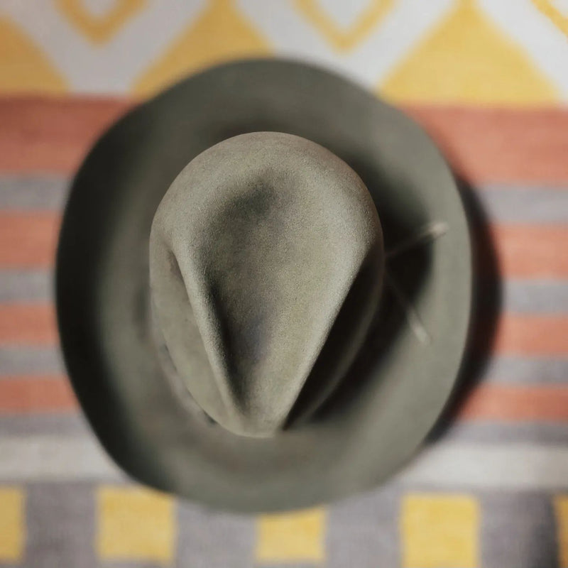 Beautifully Finished Garment in a Timeless Design