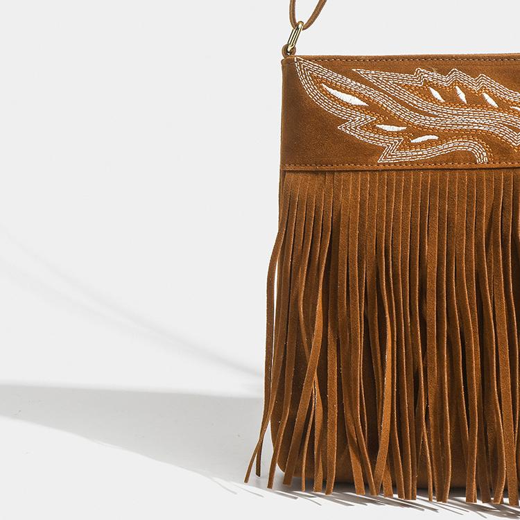 Elegantly Styled Bag for Everyday Wear