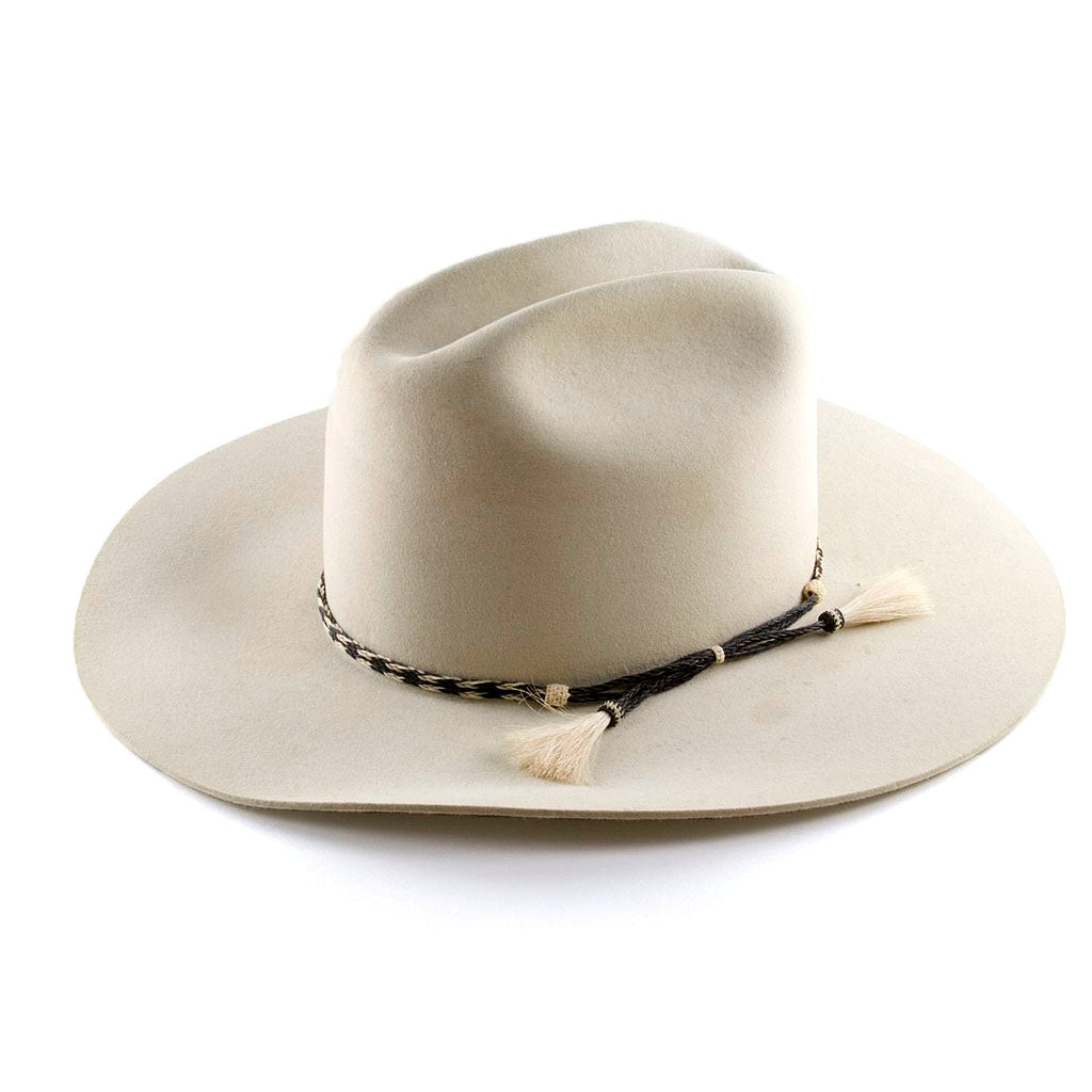 Sophisticated Garment with a Clean Classic Look