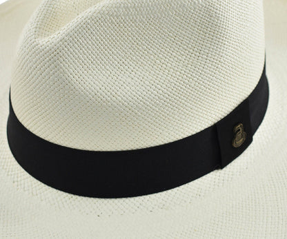Beautifully Finished Garment in a Timeless Design
