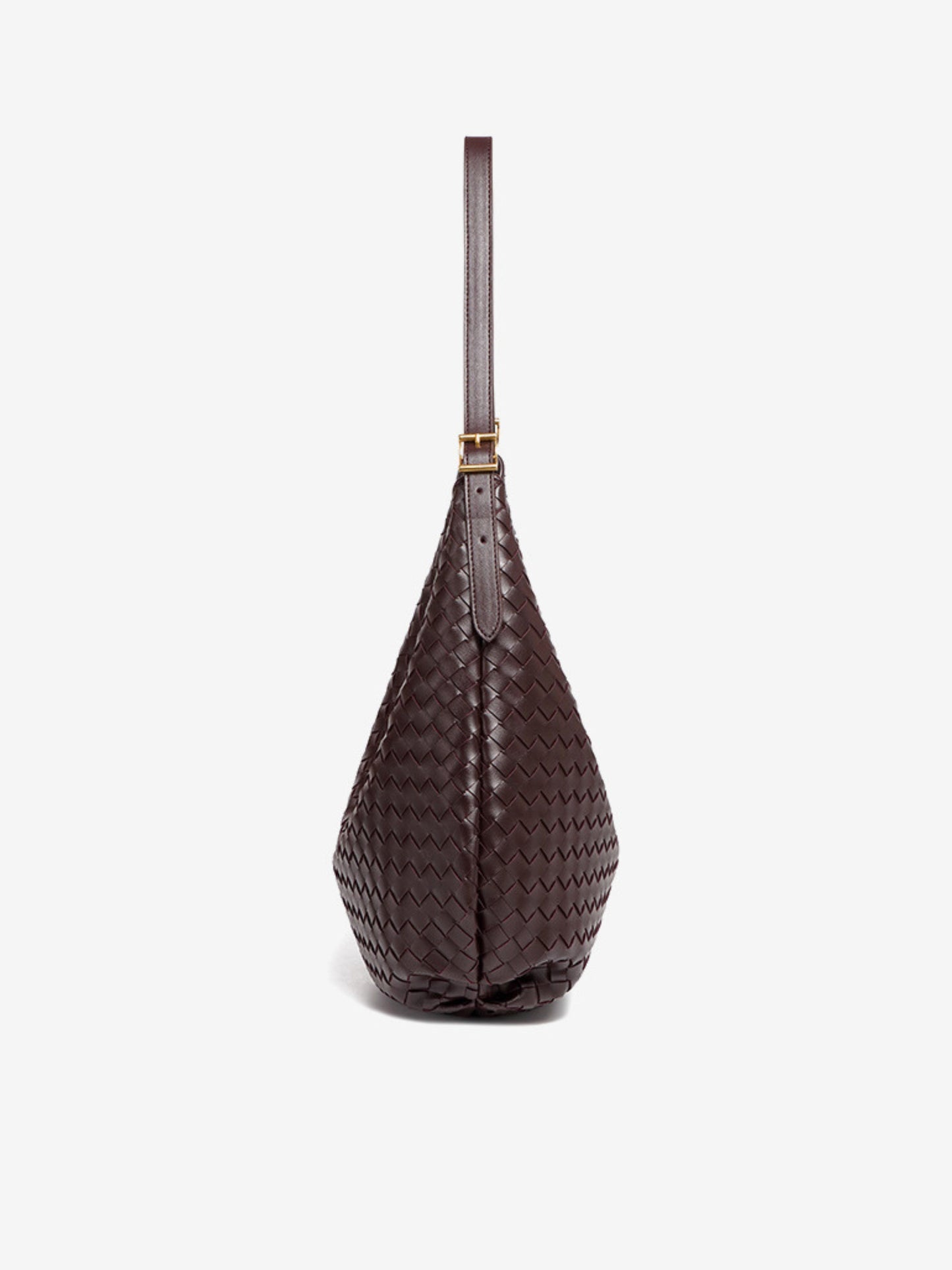 Beautifully Finished Bag in a Timeless Design