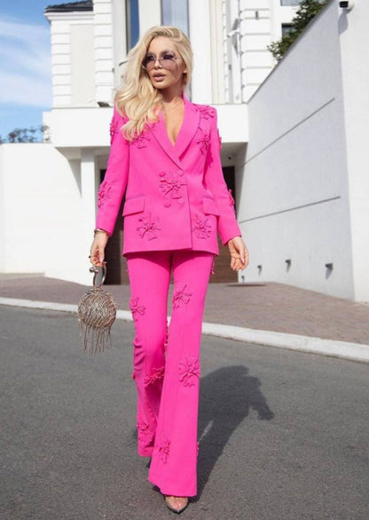 Gracefully Styled Garment for Any Occasion