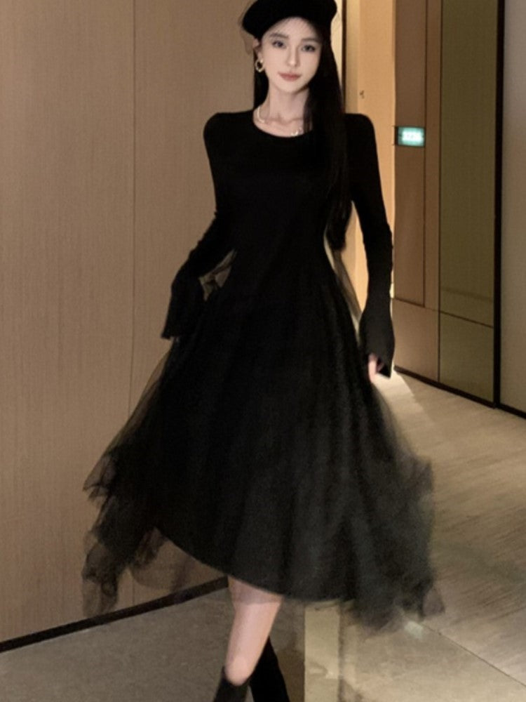 Well Tailored Dress with a Graceful Silhouette