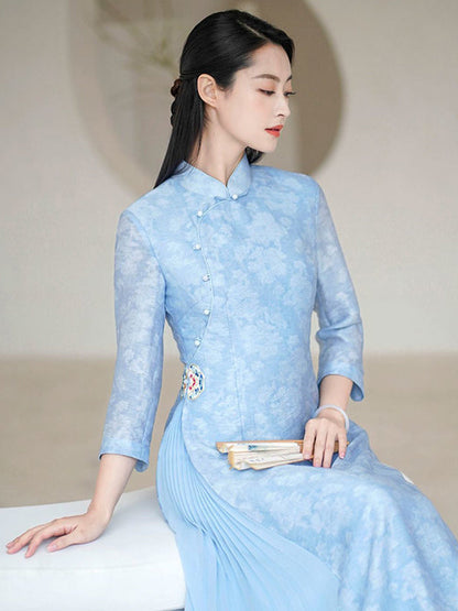 A Vintage Style Garment with Delicate Timeless Details