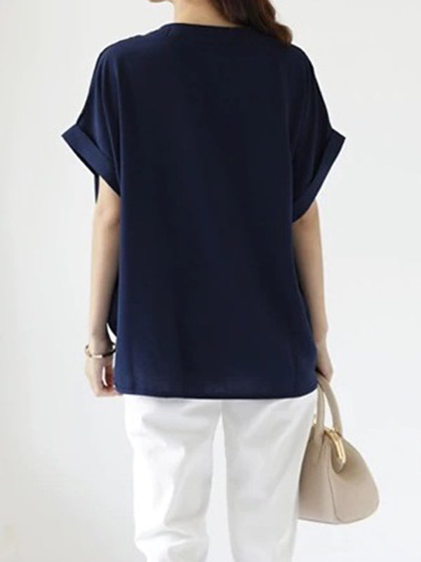Well Tailored T-Shirt with a Graceful Silhouette