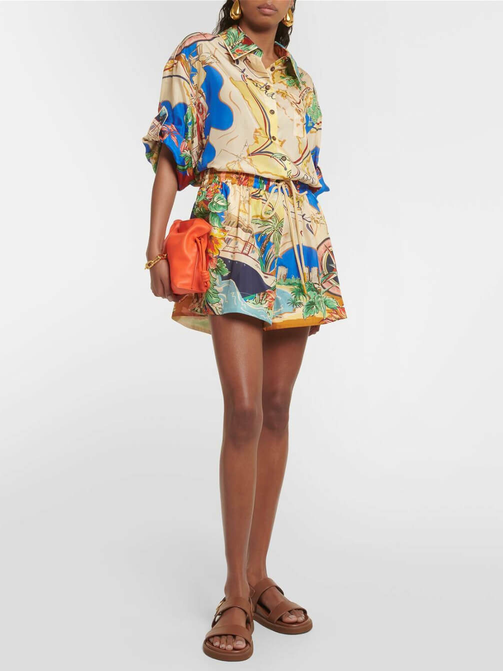 Sophisticated Garment with a Clean Classic Look