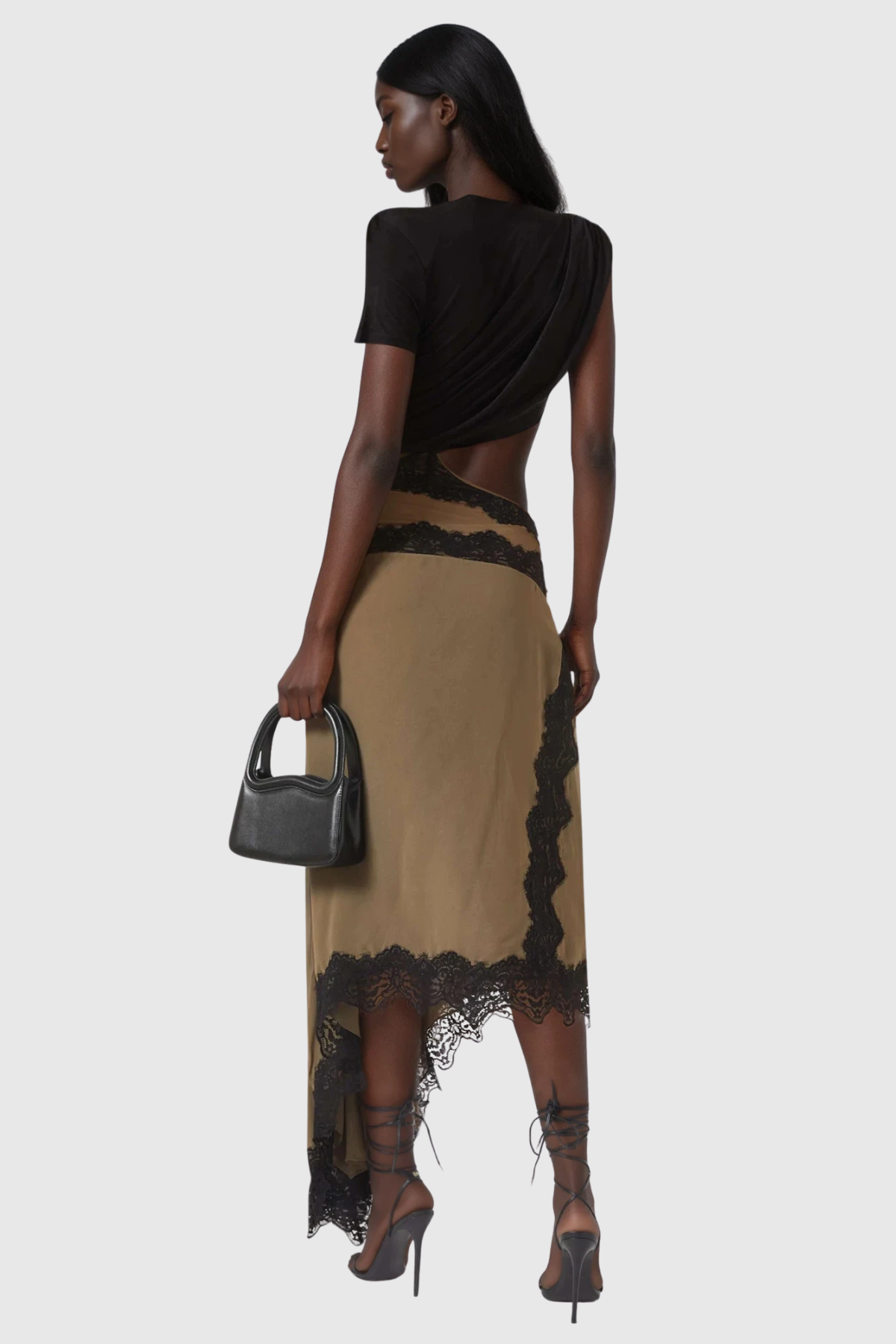 Well Tailored Garment with a Graceful Silhouette
