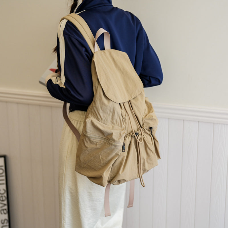 Classic Vintage Bag with a Flattering Fit